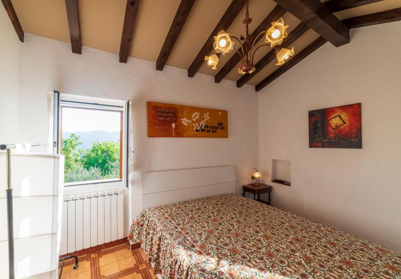 Casetta Maduneta Immersa In Un Oliveto Dolceacqua Ngoại thất bức ảnh